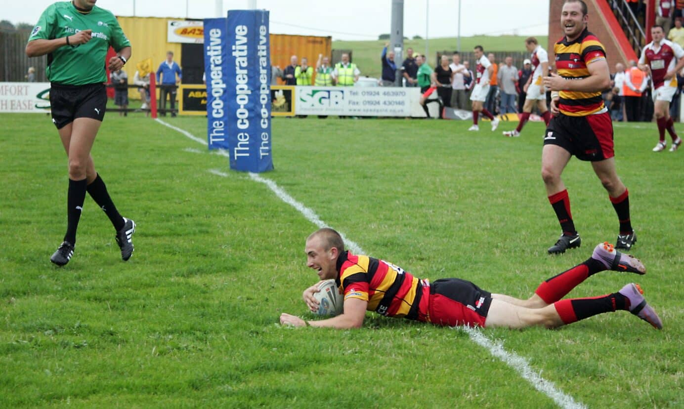 2010 - Batley v Dewsbury - James Craven scores for Rams and MofM Rob Spicer supports him